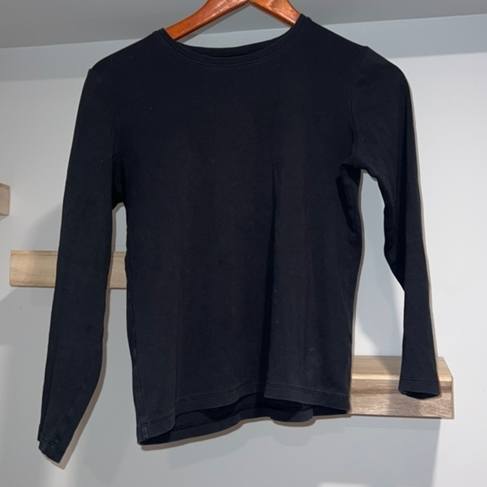 L.L. Bean long sleeve‎ black T-shirt